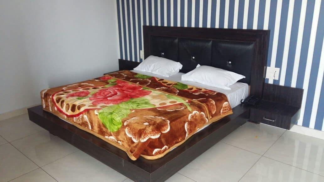 Oyo 30415 Hotel White City Anandpur  Dış mekan fotoğraf