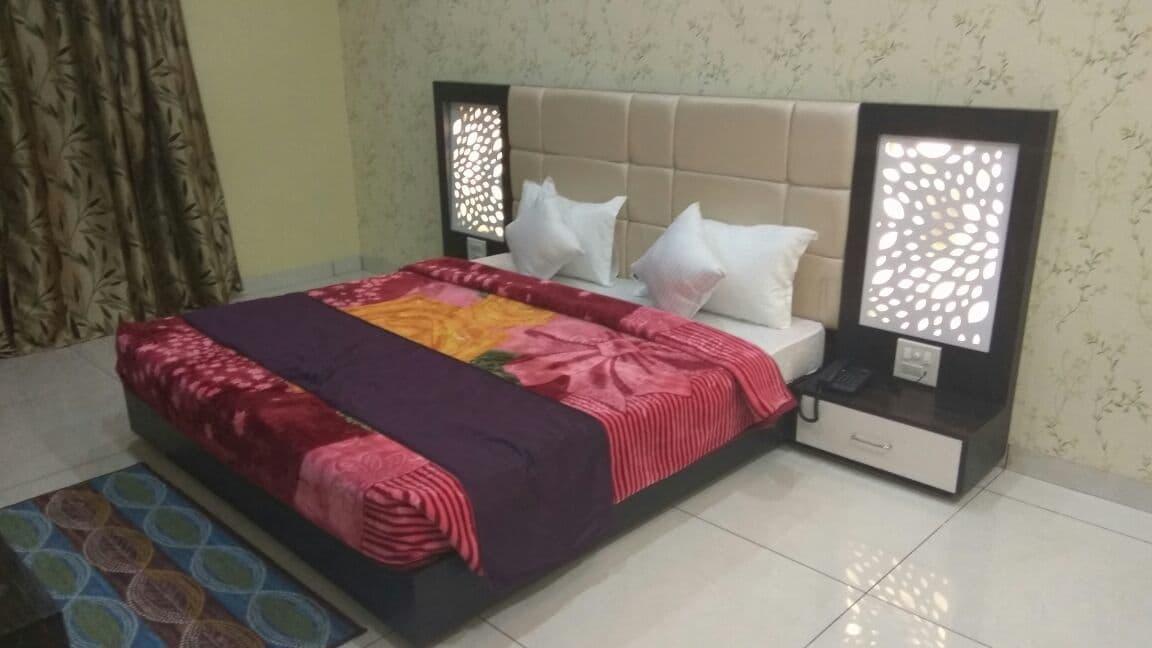 Oyo 30415 Hotel White City Anandpur  Dış mekan fotoğraf