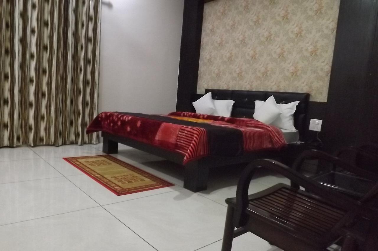 Oyo 30415 Hotel White City Anandpur  Dış mekan fotoğraf